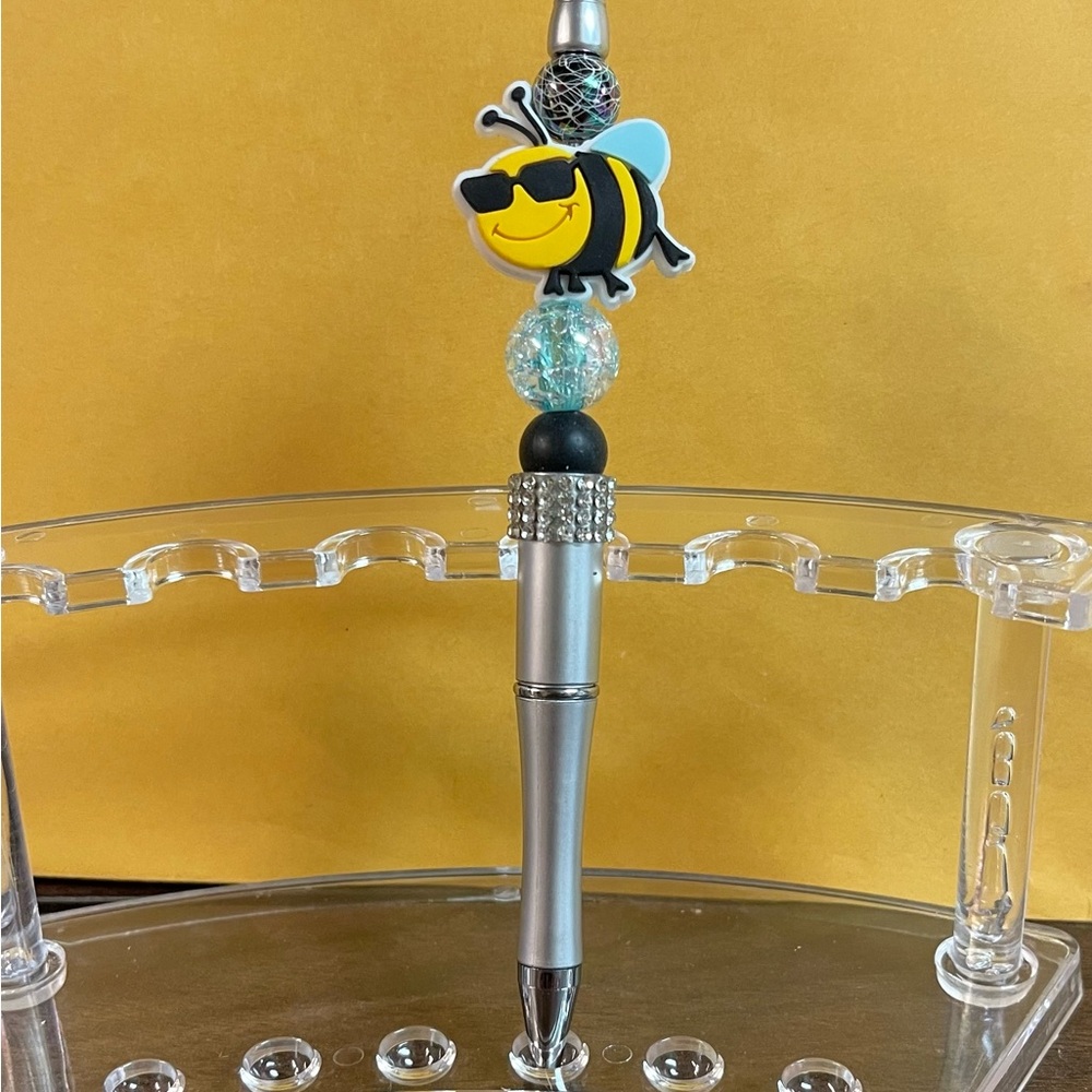 Silver and Black Beaded Pen with Bee Charm